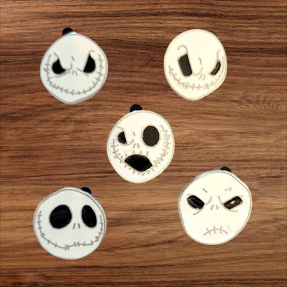 5 Nightmare Before Christmas Disney Parks Trading Pins, Plus 2 Bonus Pins - Picture 1 of 2